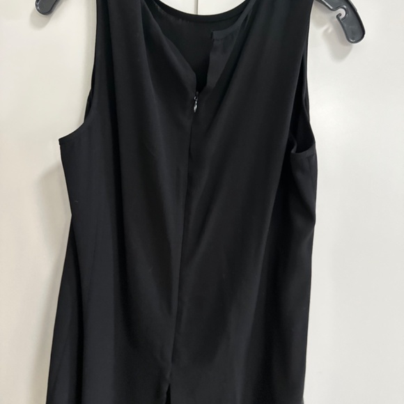 Theory sleeveless blouse - Picture 2 of 4